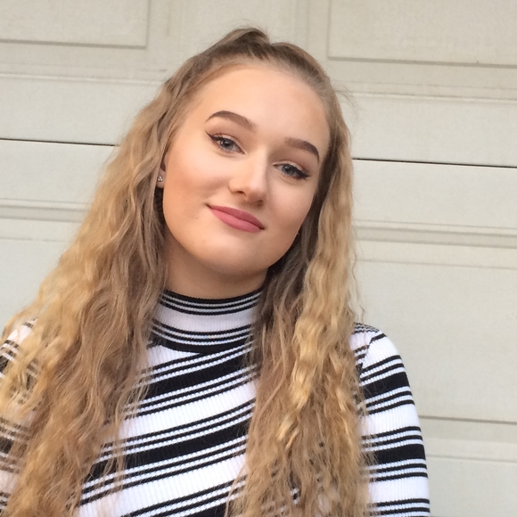 Striped Crop Top - Picture 6 of 6